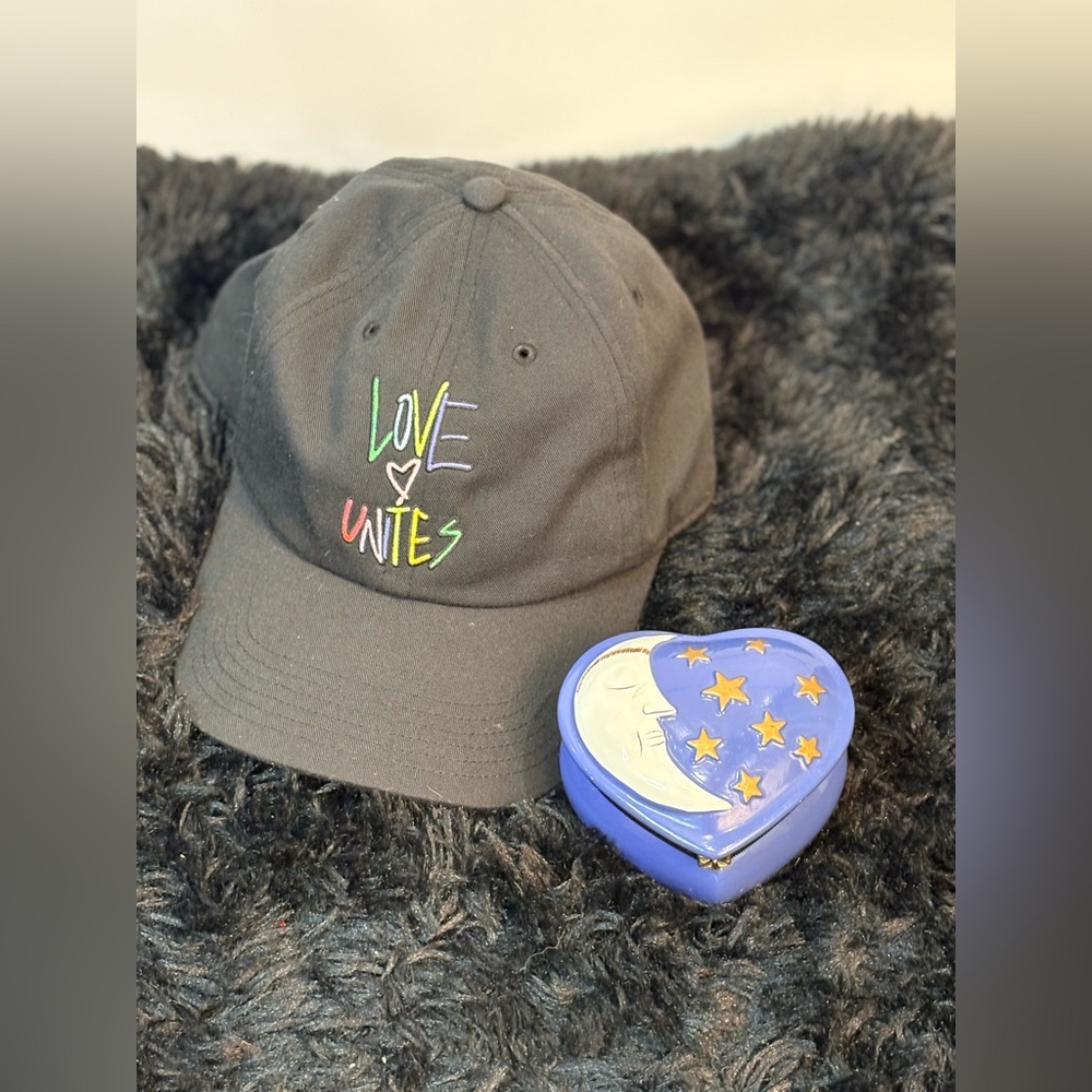Adidas Love Unites Cap + Ceramic Moon & Stars Jewelry Box Bundle Black Hat Gift